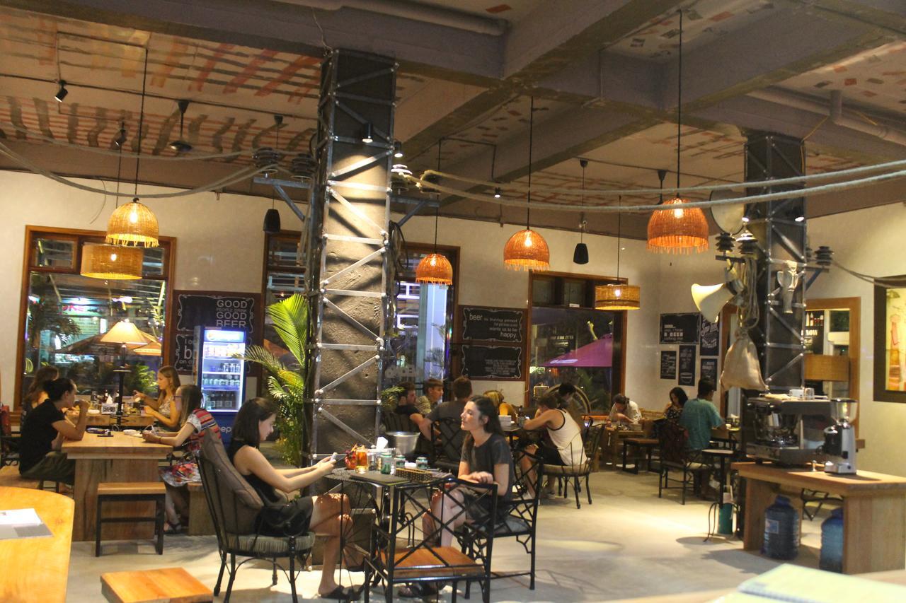 Phong Nha Gecko Hostel Донгхой Экстерьер фото